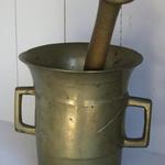 Dial up the drama with this oversized vintage Mortar & Pestle